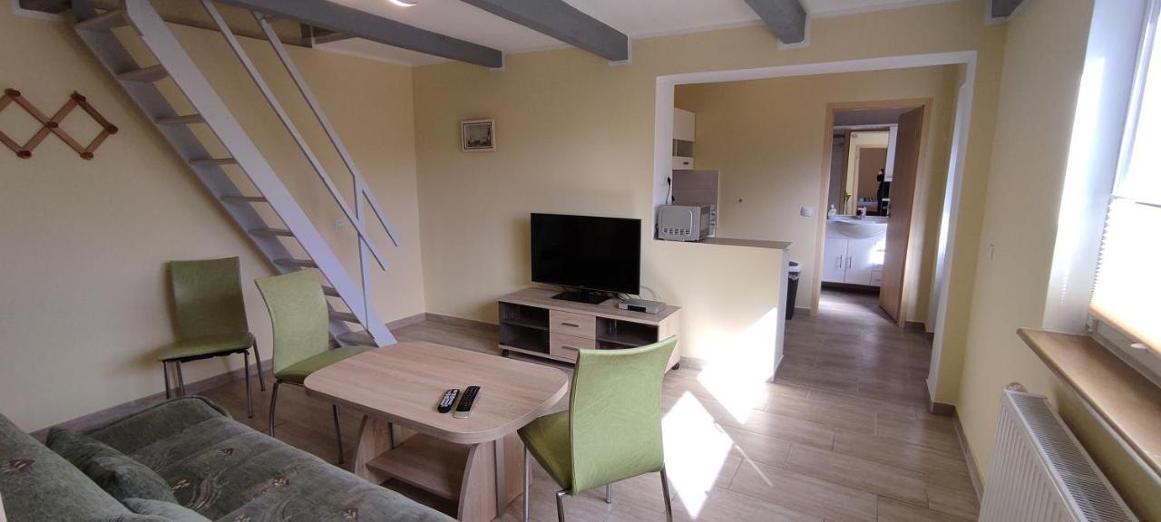 Pension Lindenhof Kachlin Εξωτερικό φωτογραφία